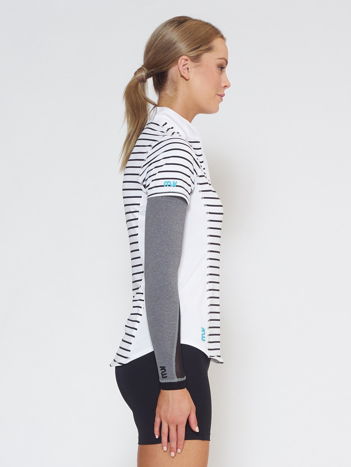 MUV Sportswear_FLARE MUV Tube Sleeve with Mesh_Colour Steel_UV Protecting Sportswear