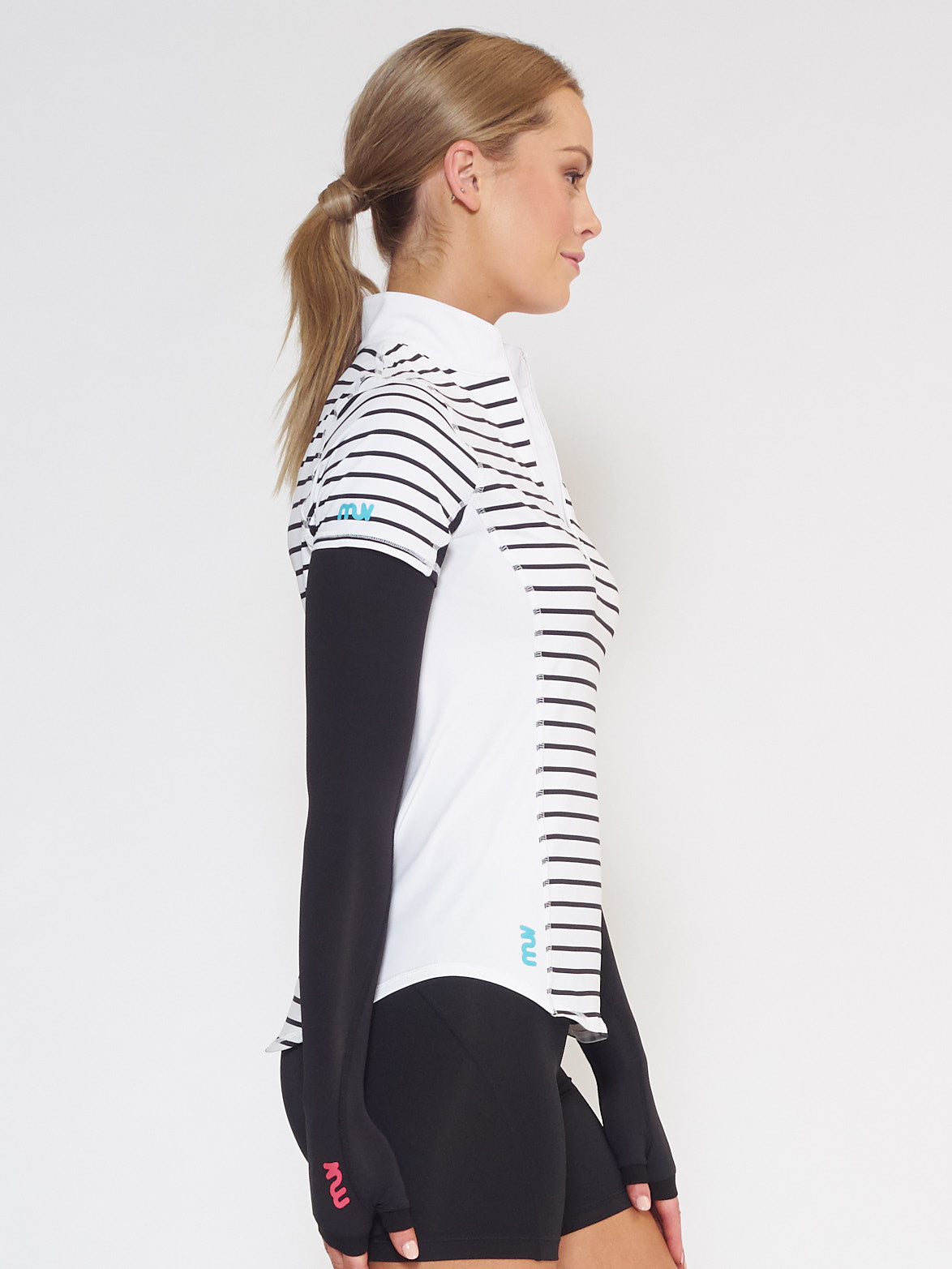 MUV Sportswear_SCORCH Full-Arm GLUV_Colour Black_UV Protecting Sportswear
