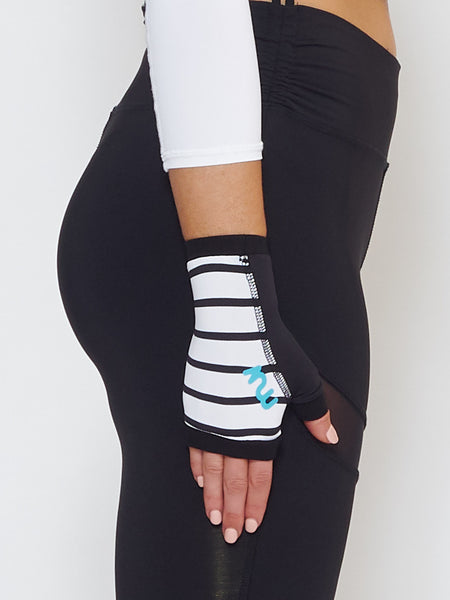 MUV Sportswear_OZONE GLUV_Colour Stripe_UV Protecting Sportswear