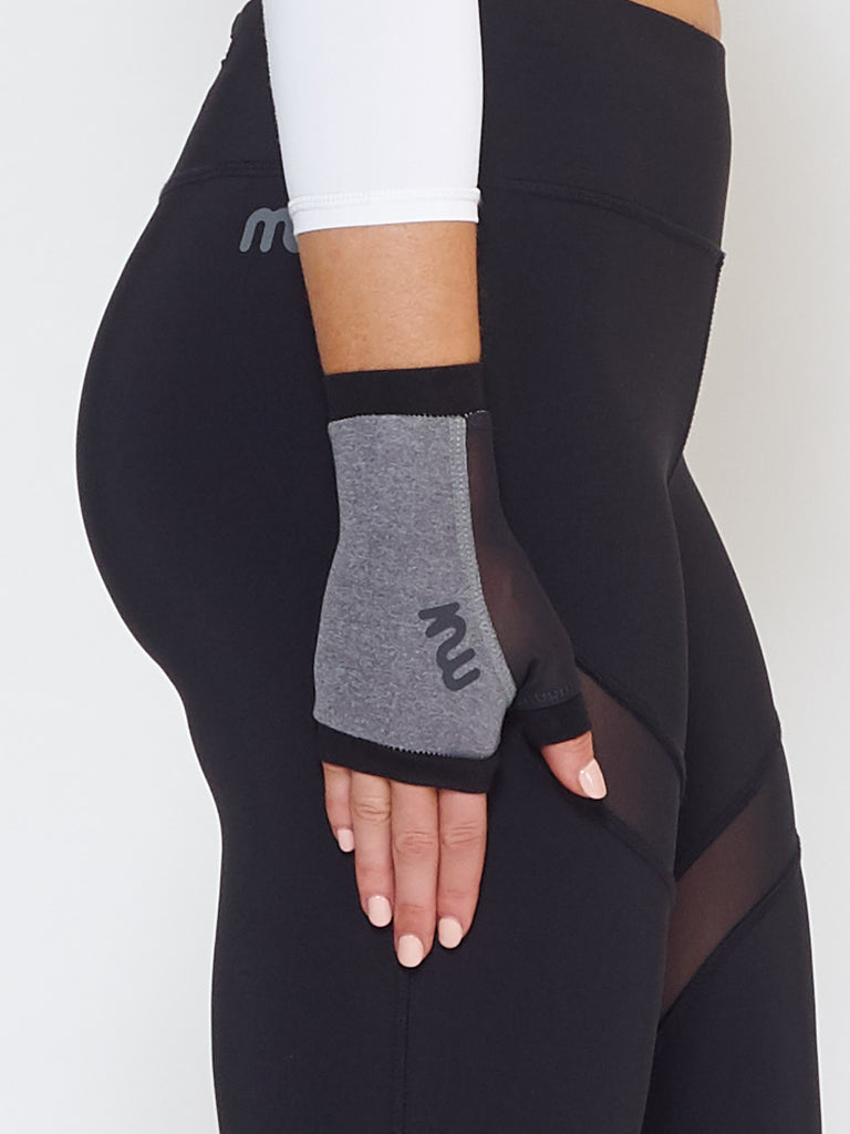 MUV Sportswear_OZONE GLUV with Mesh_Colour Steel_UV Protecting Sportswear